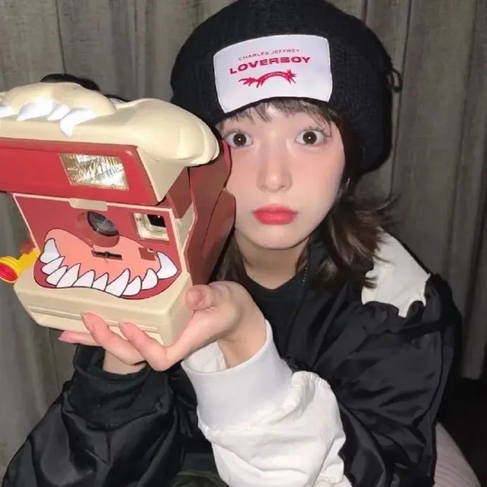 蝙蝠侠与小丑女